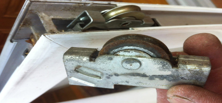 screen door roller repair in Westchase